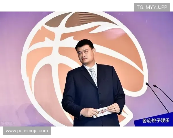 欧洲姚明偶遇篮球传奇瞬间引发热议球迷热情高涨